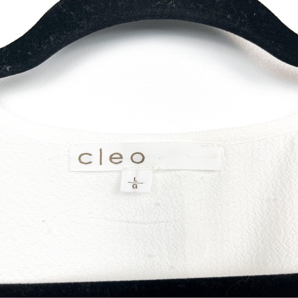 Cleo Cold Shoulder White & Blue Floral Blouse - Picture 2 of 7